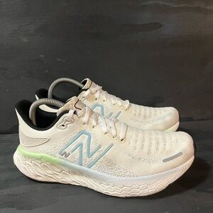 New Balance Fresh Foam X 1080v12 Womens Size 9 White Running Shoes Sneakers